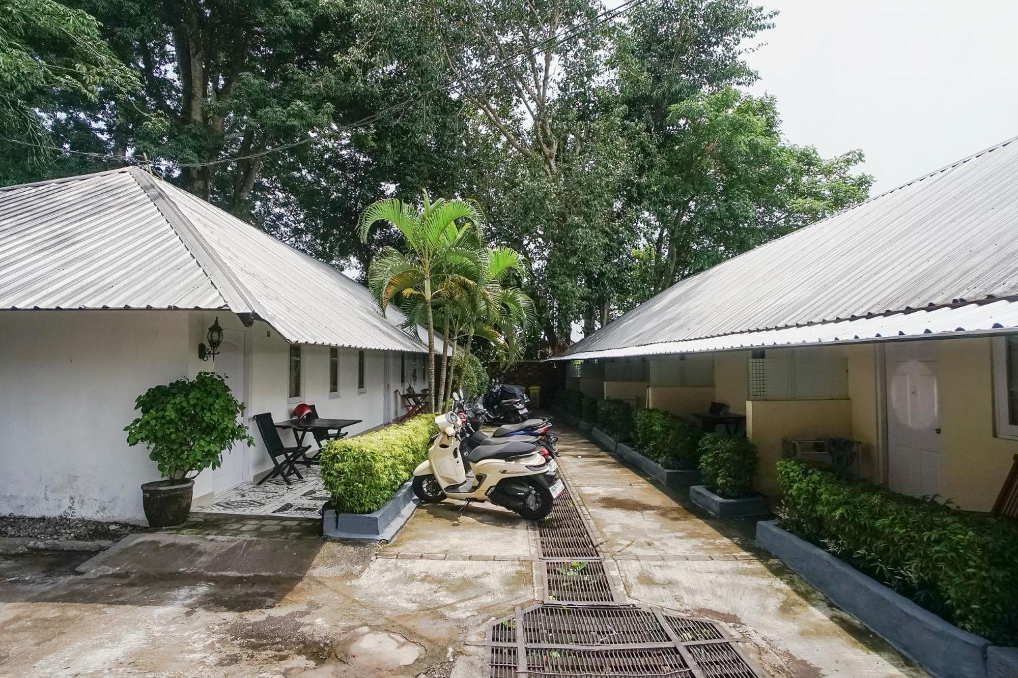 Hotel Kos 168 Jimbaran Exterior foto